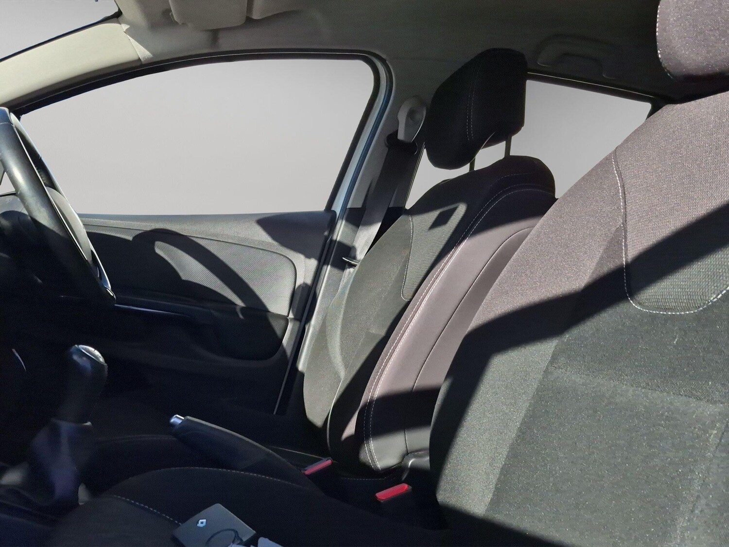 Used Renault Clio 2015 for sale - 78158298: Photo 52