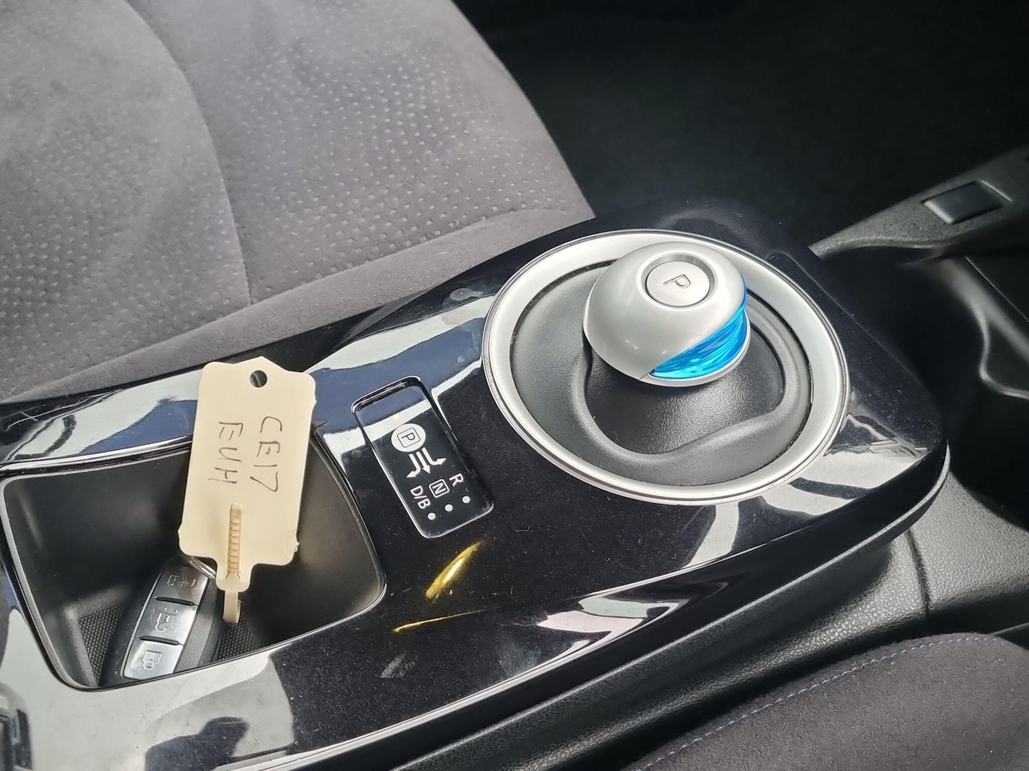 Used Nissan Leaf 2017 for sale - 77511448: Photo 12