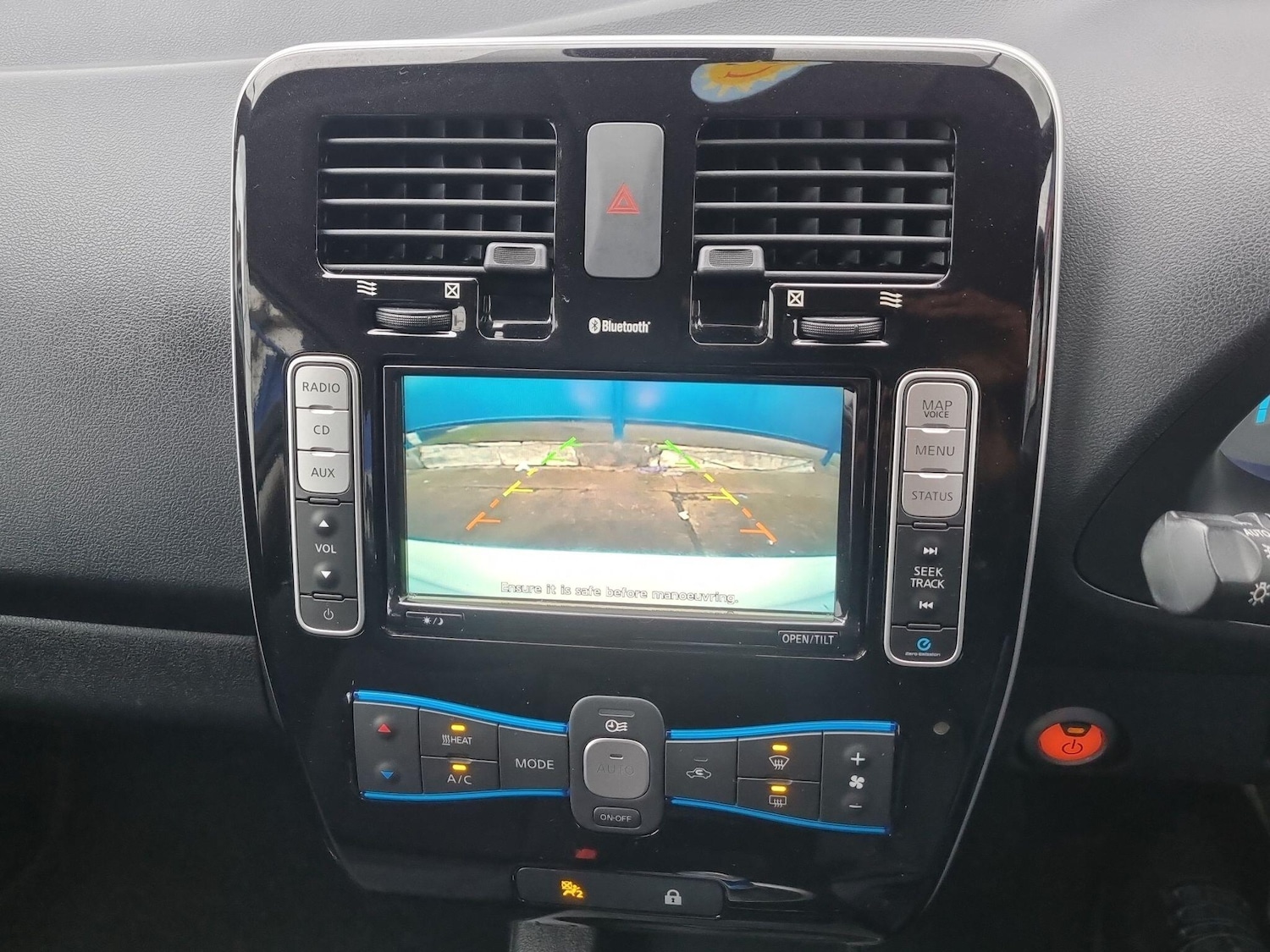 Used Nissan Leaf 2017 for sale - 77511448: Photo 29