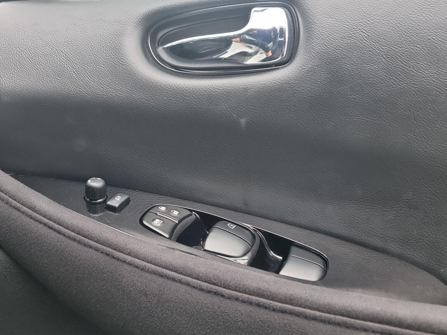 Used Nissan Leaf 2017 for sale - 77511448: Photo 31