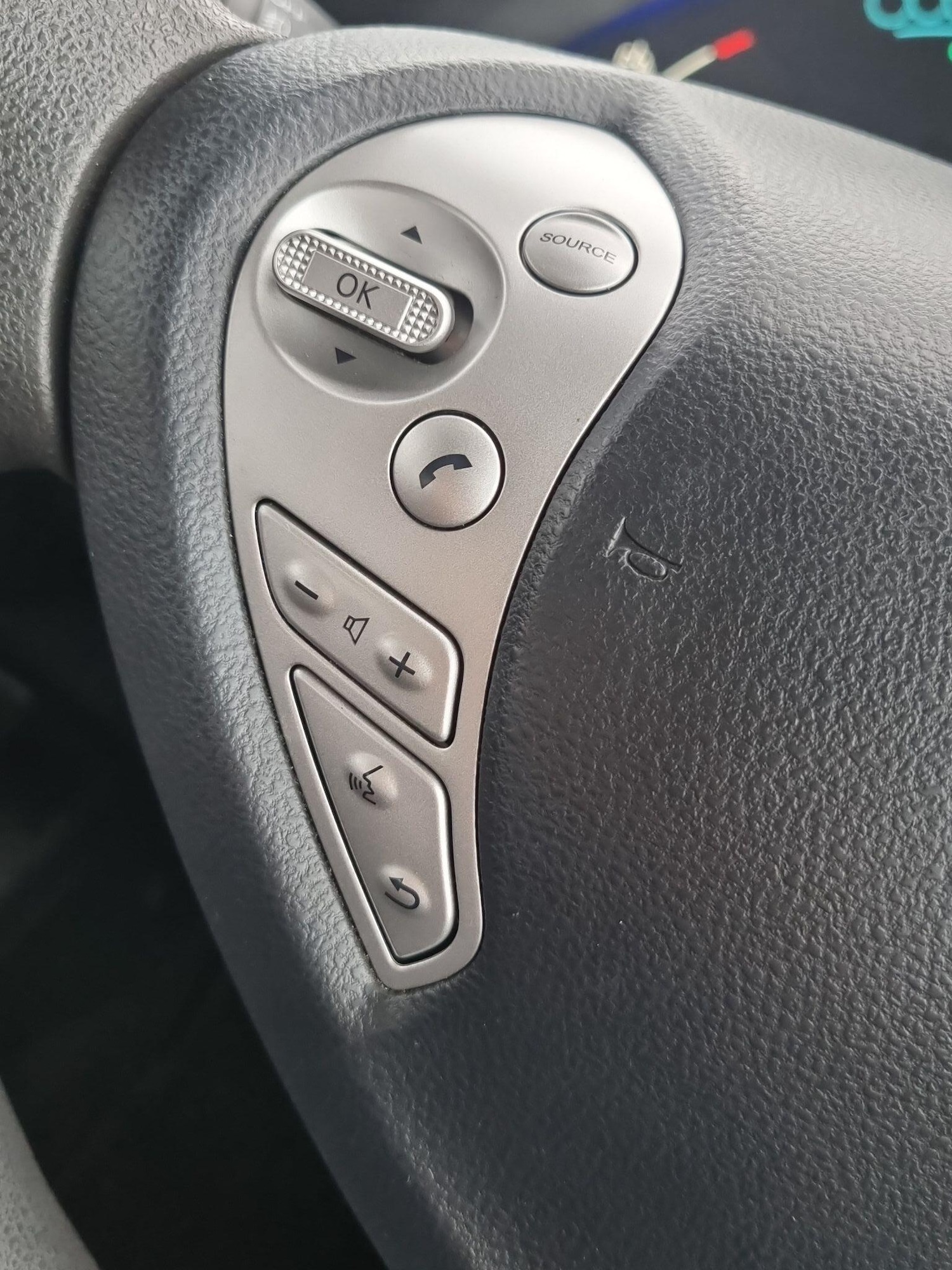 Used Nissan Leaf 2017 for sale - 77511448: Photo 32