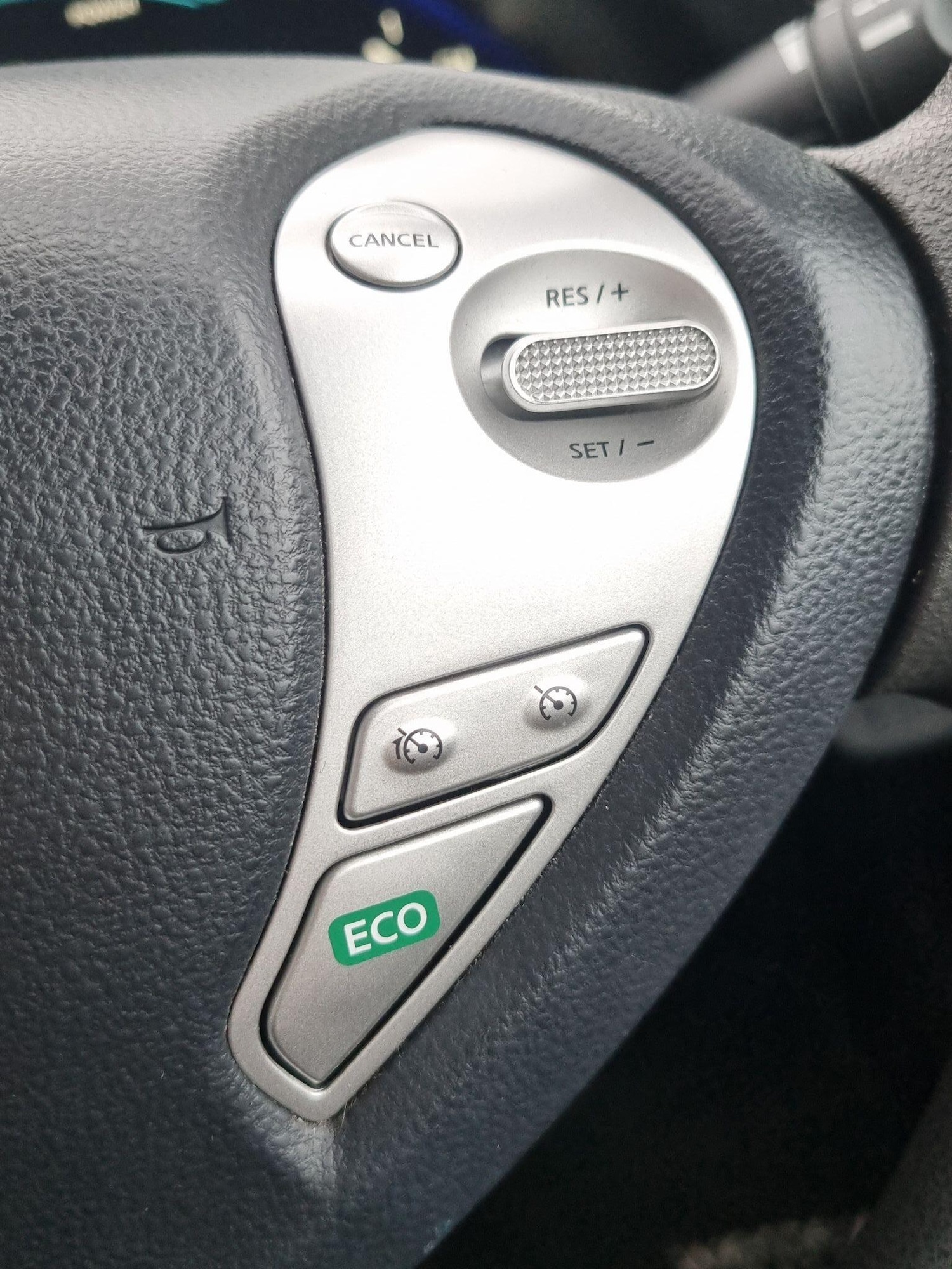 Used Nissan Leaf 2017 for sale - 77511448: Photo 35