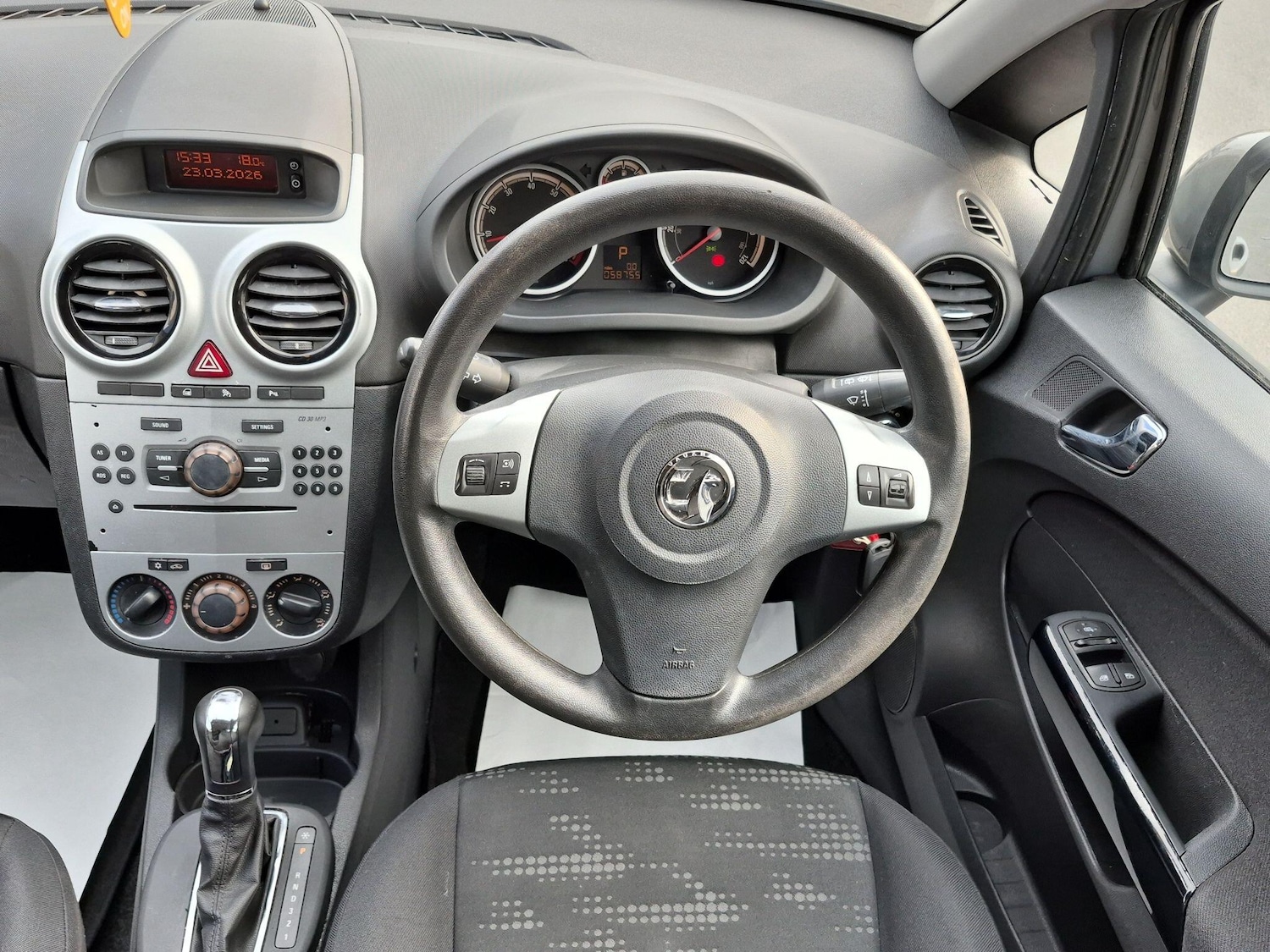 Used Vauxhall Corsa 2014 for sale - 77993344: Photo 42