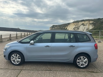 Used Citroen Grand C4 Picasso 2015 for sale - 78141940: Photo