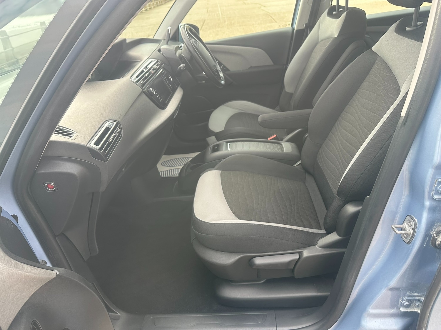 Used Citroen Grand C4 Picasso 2015 for sale - 78141940: Photo 9