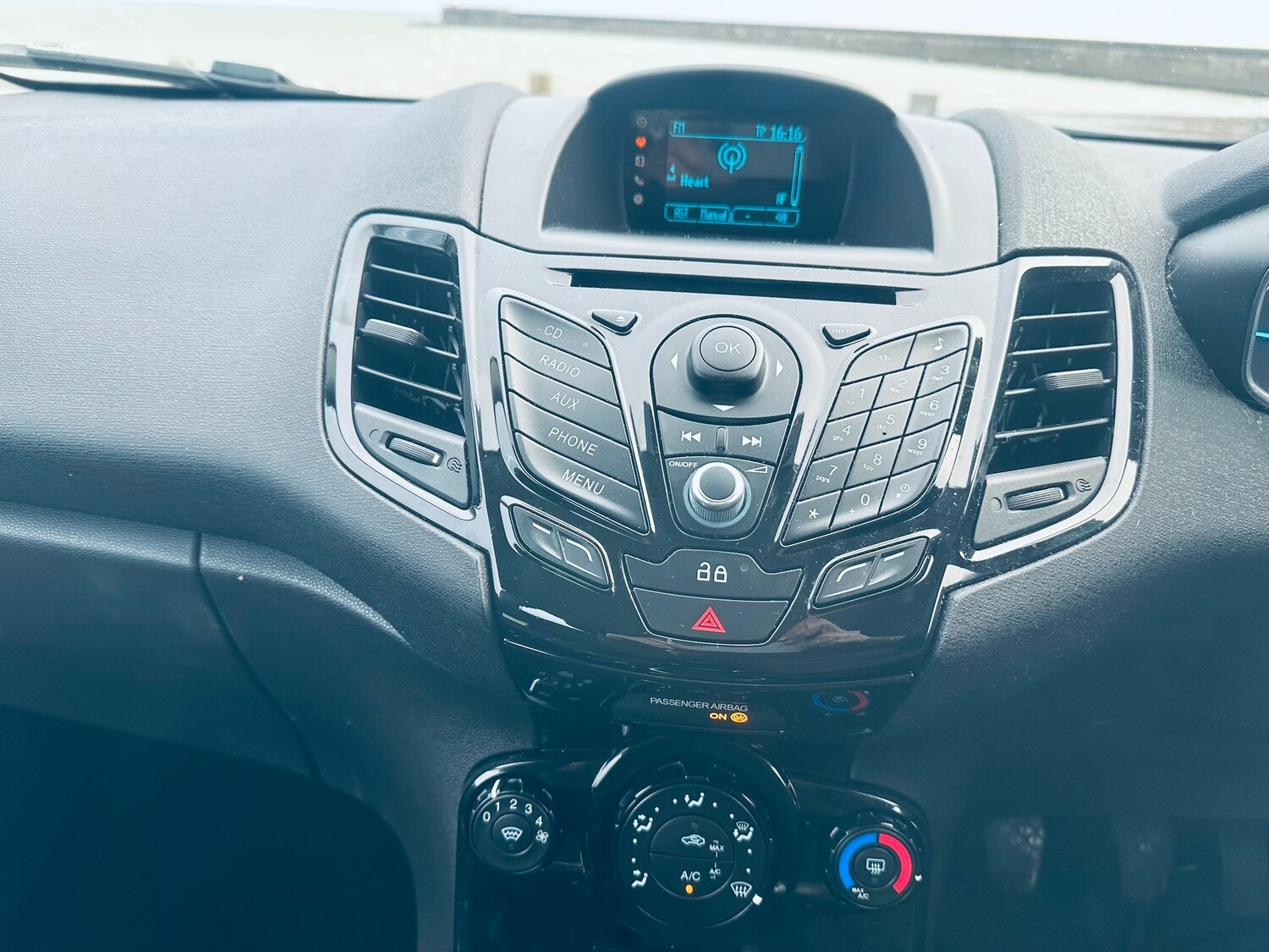 Used Ford Fiesta 2014 for sale - 77590041: Photo 13