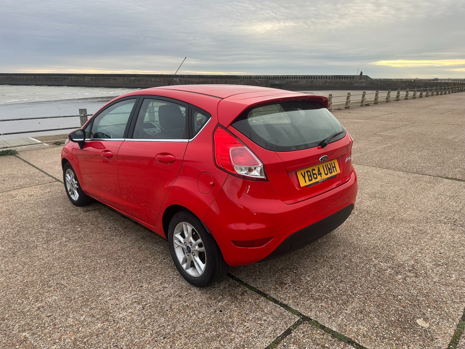 Used Ford Fiesta 2014 for sale - 77590041: Photo 4