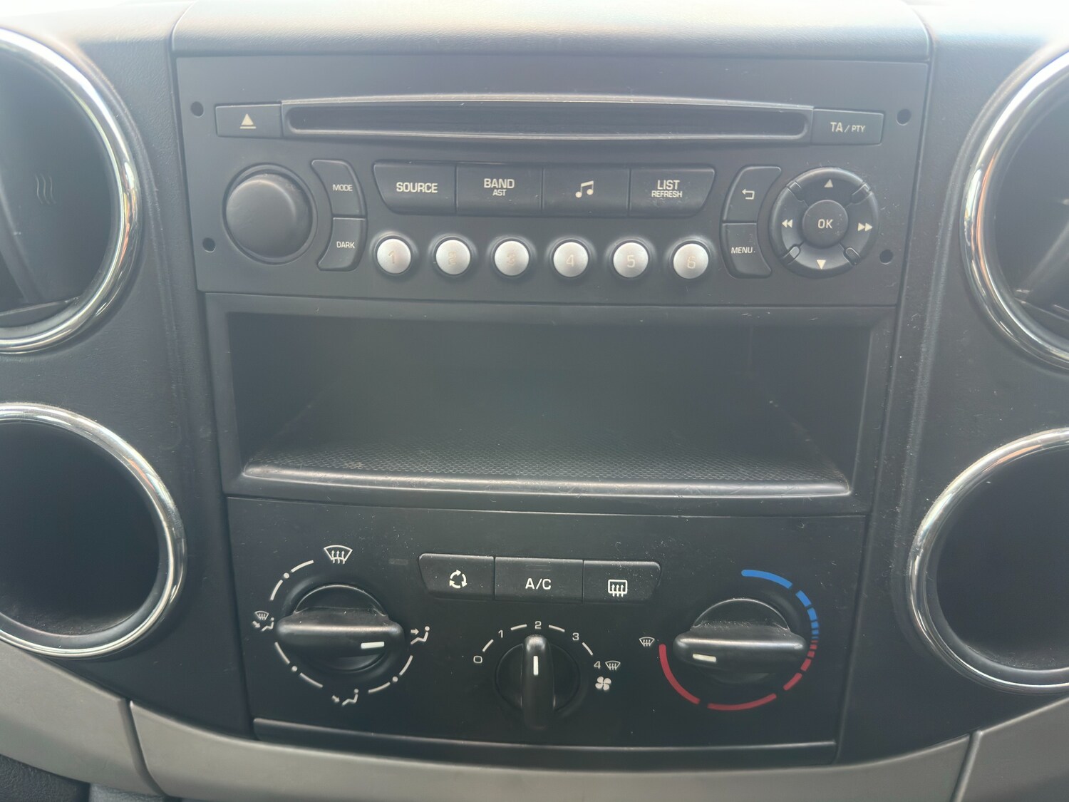 Used Peugeot Partner Tepee 2013 for sale - 77590031: Photo 14