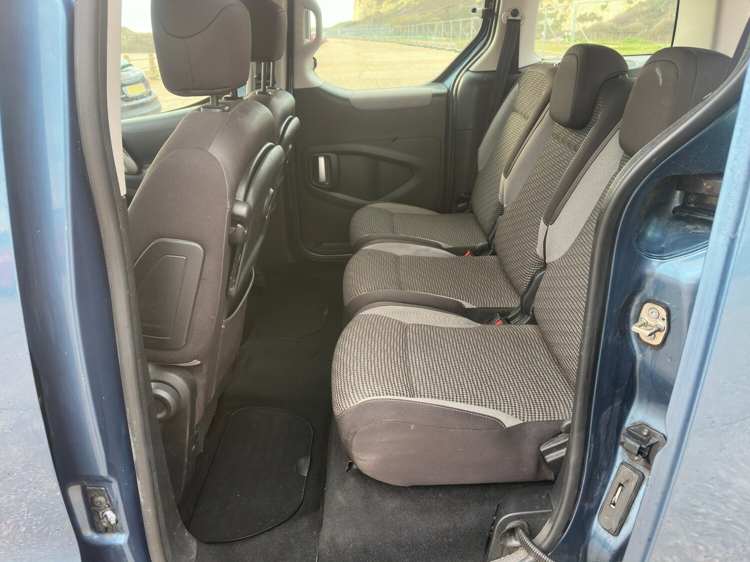 Used Peugeot Partner Tepee 2013 for sale - 77590031: Photo 15