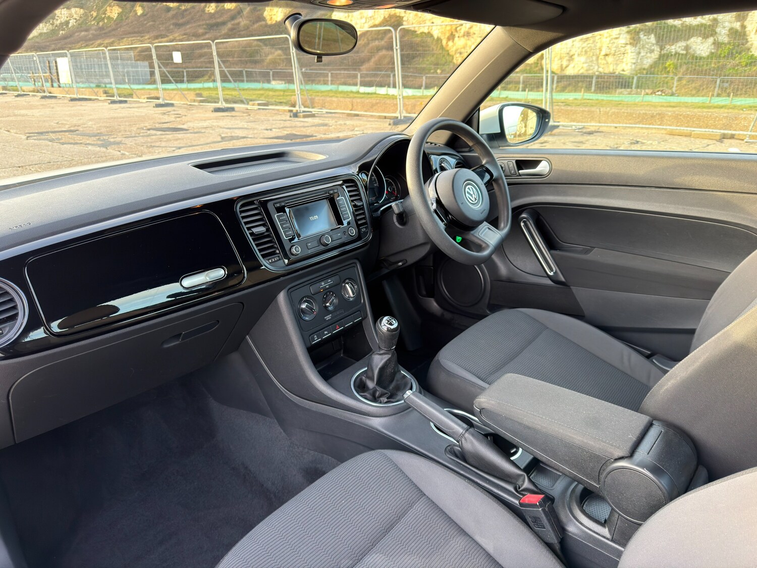 Used Volkswagen Beetle 2014 for sale - 77590035: Photo 10