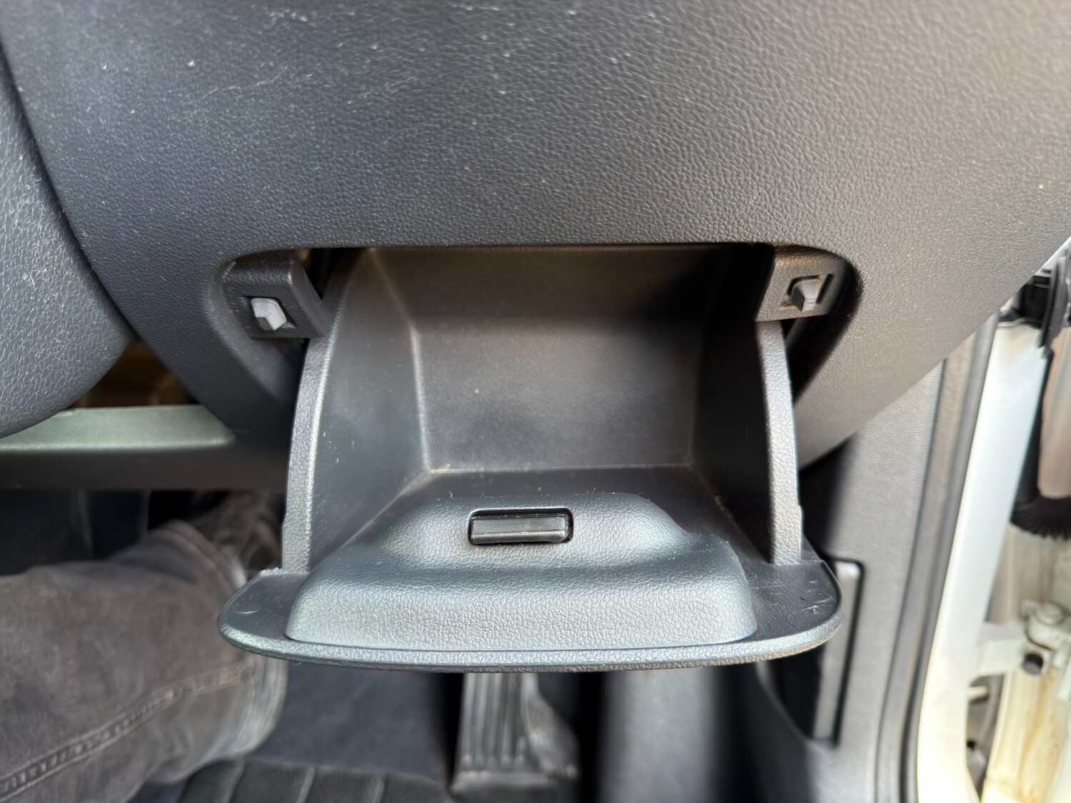 Used Volkswagen Beetle 2014 for sale - 77590035: Photo 29