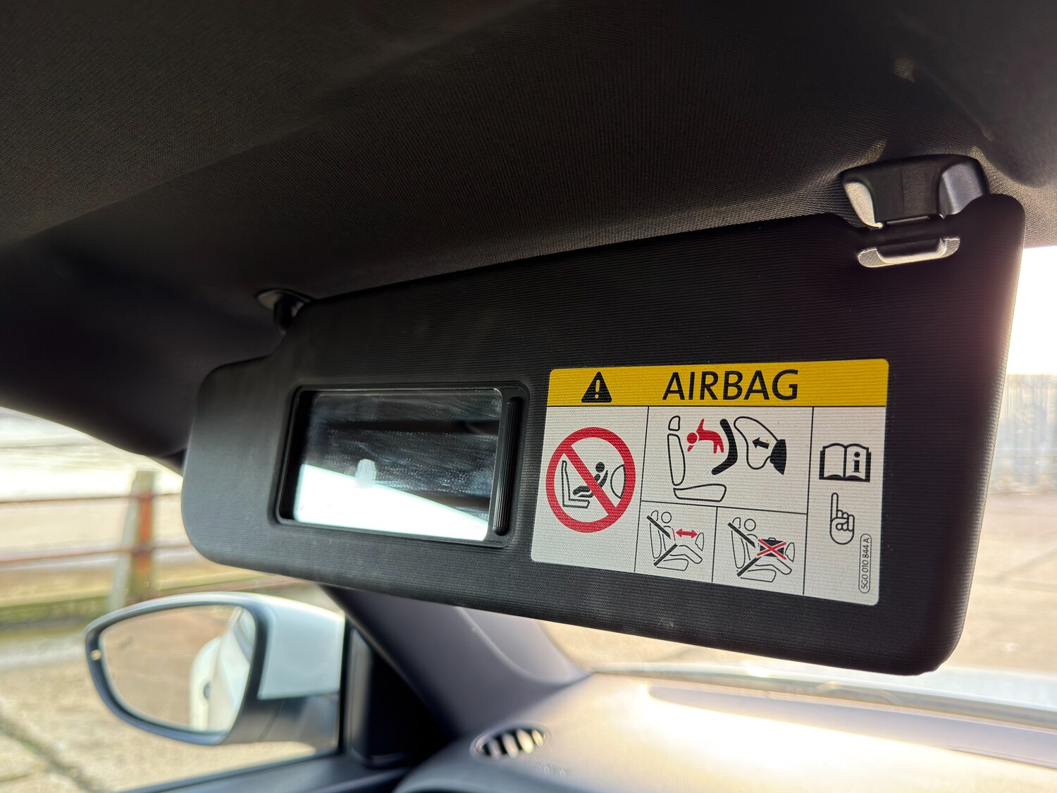 Used Volkswagen Beetle 2014 for sale - 77590035: Photo 30