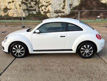 Used Volkswagen Beetle 2014 for sale - 77590035: Photo