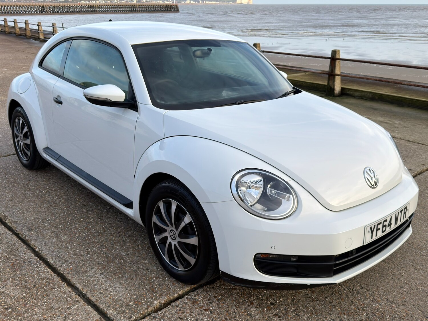 Used Volkswagen Beetle 2014 for sale - 77590035: Photo 8