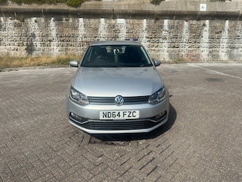 Used Volkswagen Polo 2014 for sale - 77590025: Photo