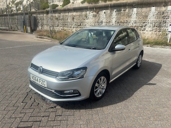 Used Volkswagen Polo 2014 for sale - 77590025: Photo