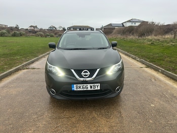 Used Nissan Qashqai 2016 for sale - 77590039: Photo
