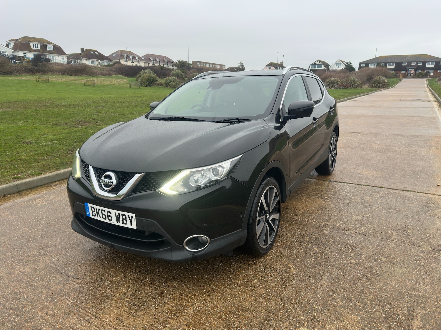 Used Nissan Qashqai 2016 for sale - 77590039: Photo 2