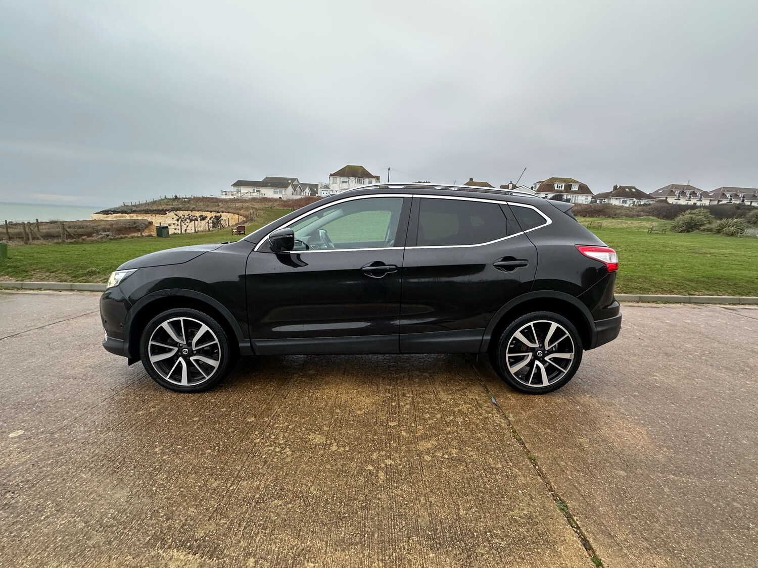 Used Nissan Qashqai 2016 for sale - 77590039: Photo 3