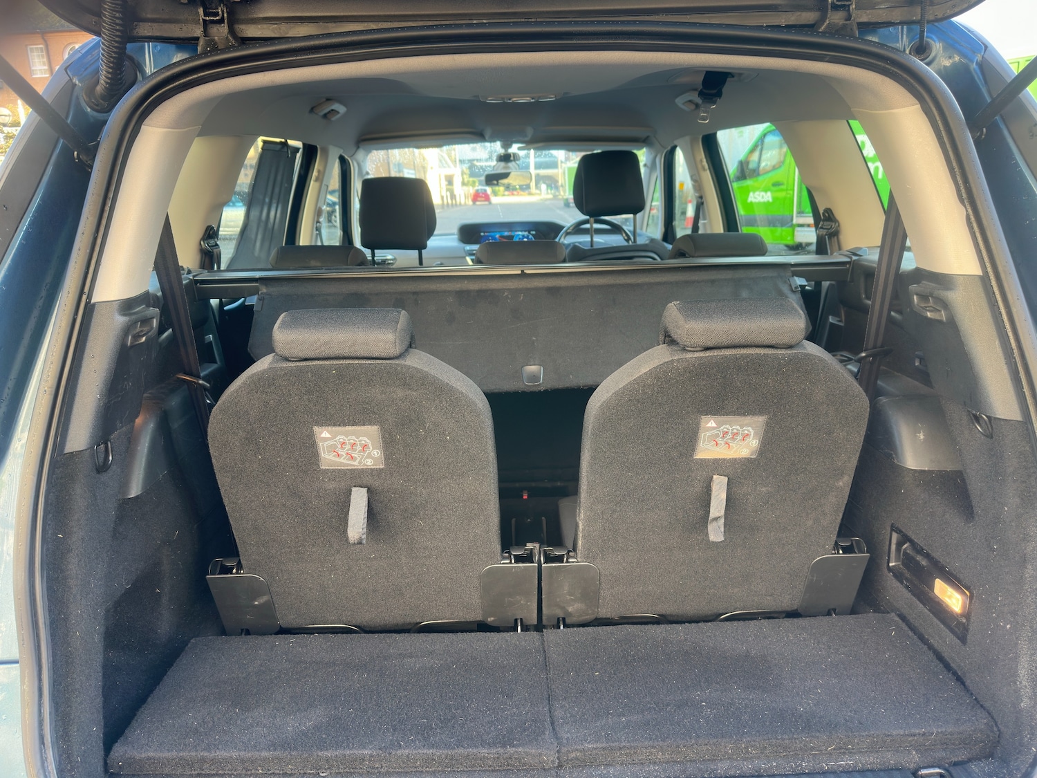 Used Citroen Grand C4 Picasso 2014 for sale - 77590037: Photo 16