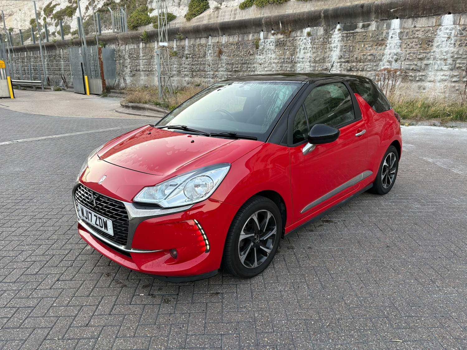 Used DS Automobiles DS 3 2017 for sale - 77590028: Photo 2