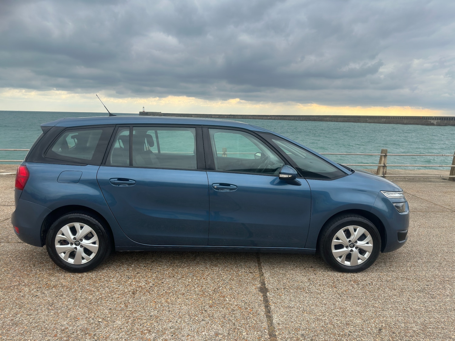 Used Citroen Grand C4 Picasso 2016 for sale - 77590027: Photo 7