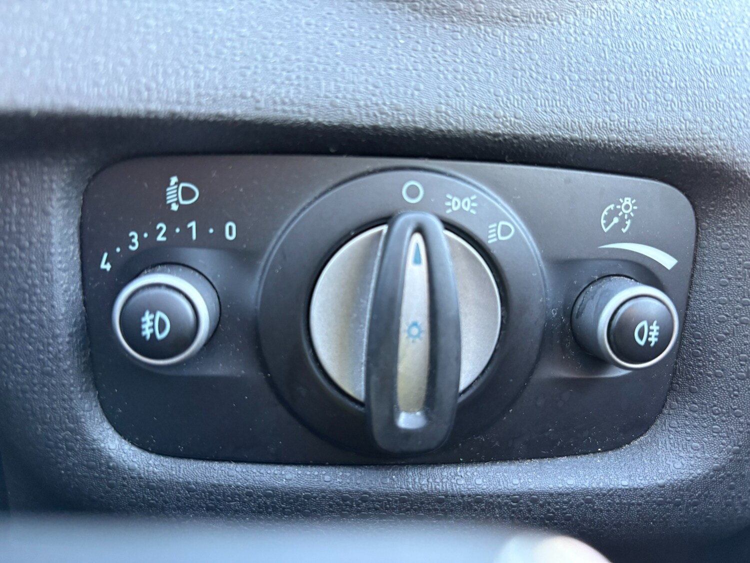 Used Ford Fiesta 2013 for sale - 77590029: Photo 21