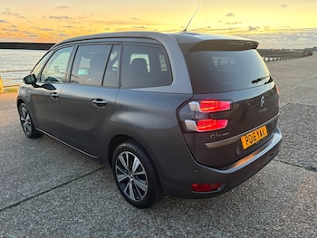 Used Citroen Grand C4 Picasso 2016 for sale - 77590030: Photo