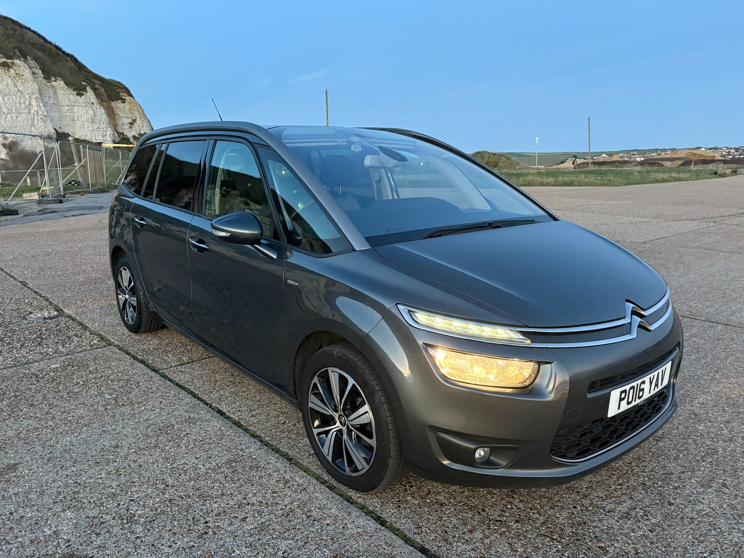 Used Citroen Grand C4 Picasso 2016 for sale - 77590030: Photo 8