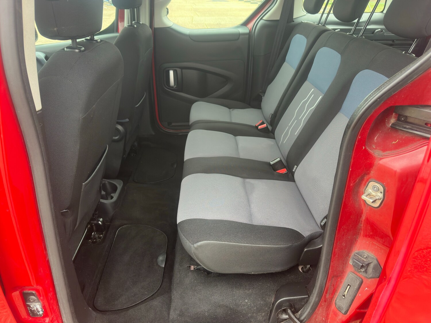 Used Peugeot Partner Tepee 2014 for sale - 77590036: Photo 14