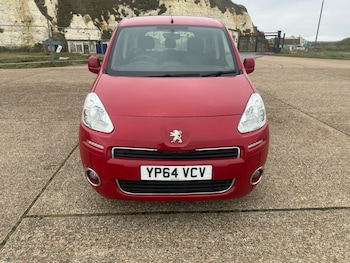 2014 (64) - 16 e-HDi 92 S 5dr EGC