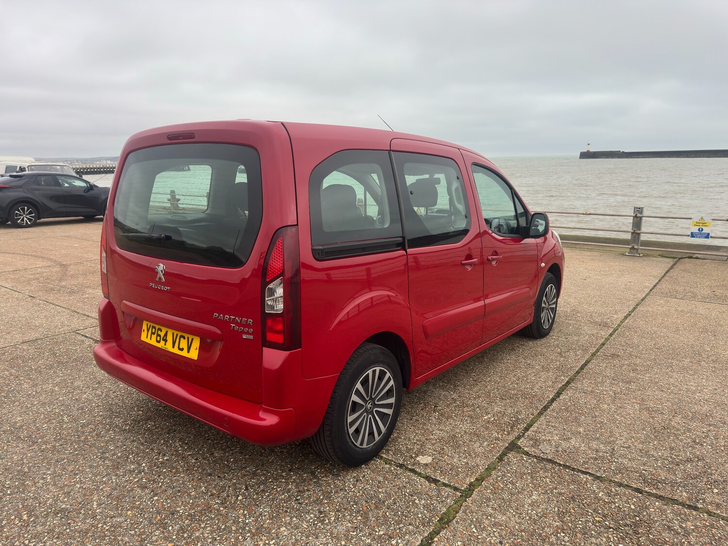 Used Peugeot Partner Tepee 2014 for sale - 77590036: Photo 6