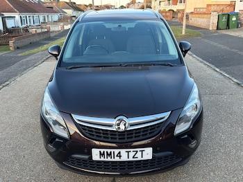 Vauxhall Zafira feature image