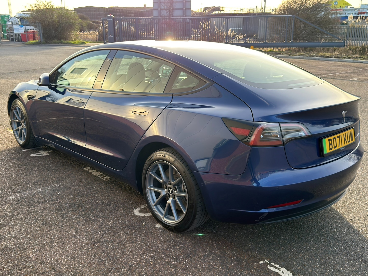 Used Tesla Model 3 2021 for sale - 77590040: Photo 4