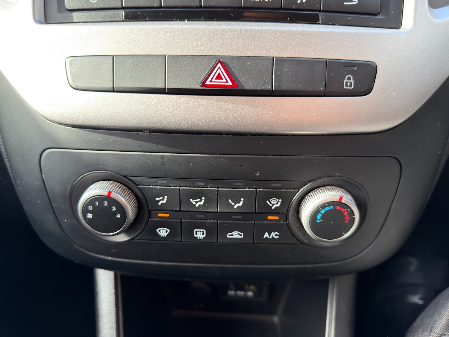 Used Kia Venga 2015 for sale - 77590033: Photo 15