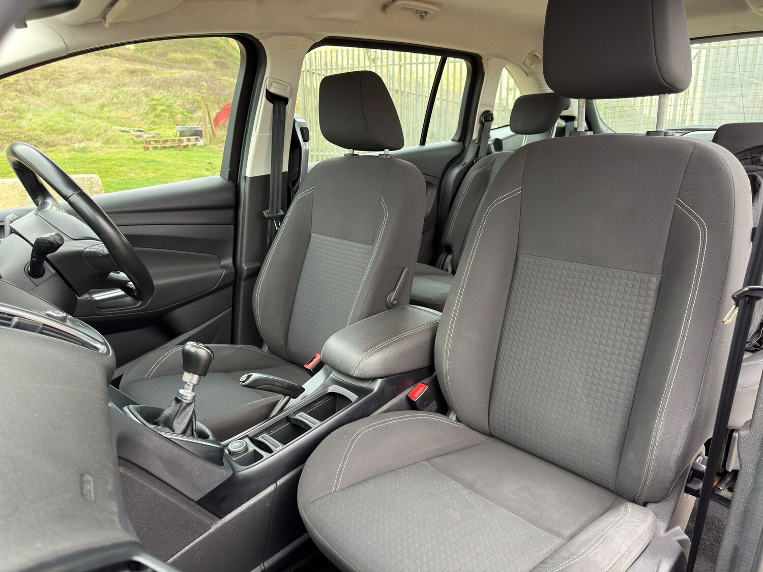 Used Ford Grand C-Max 2015 for sale - 78148984: Photo 11