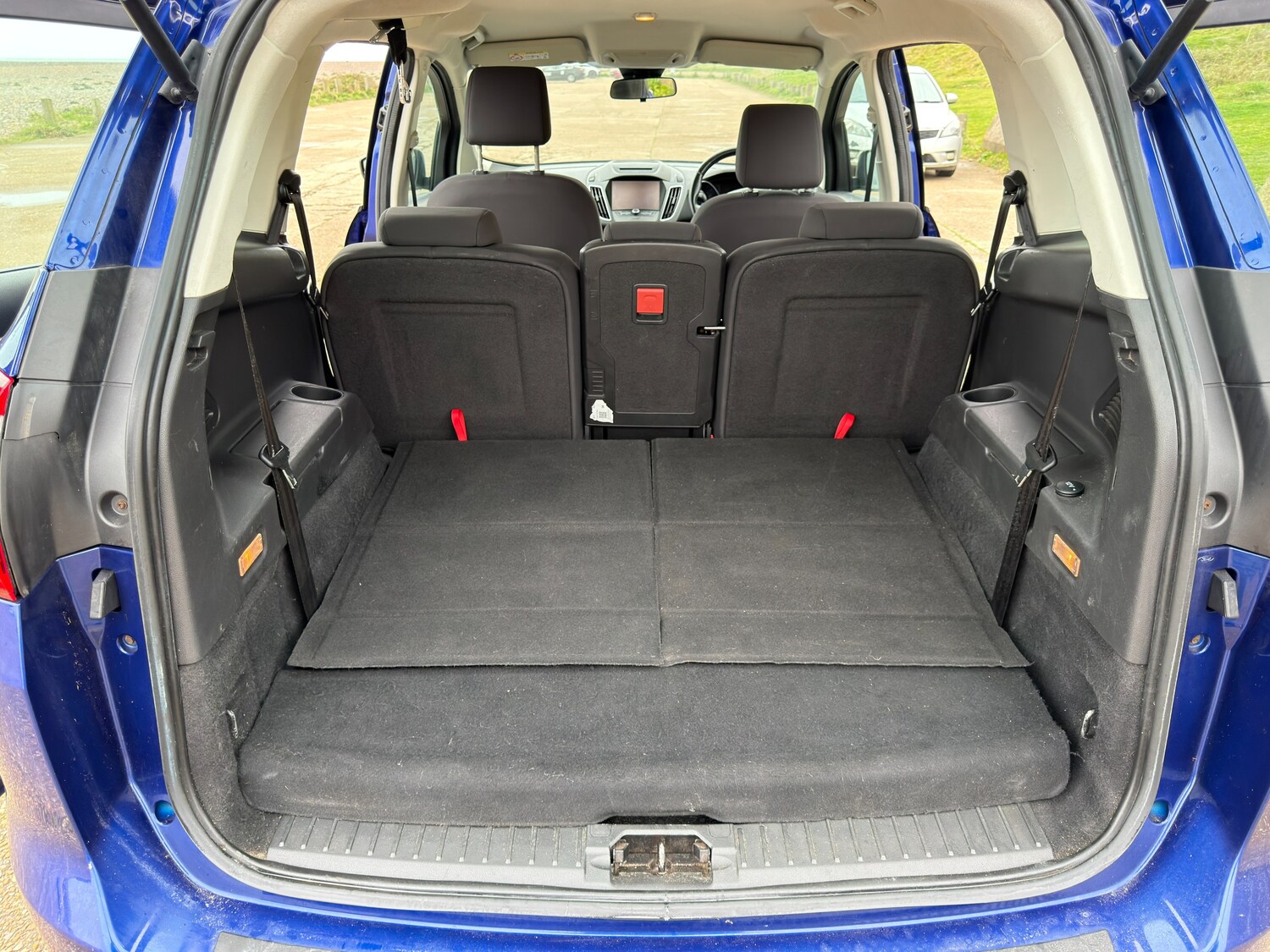 Used Ford Grand C-Max 2015 for sale - 78148984: Photo 20