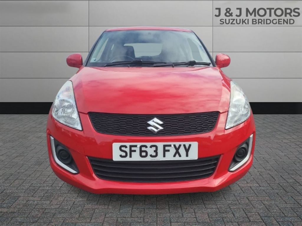 Used Suzuki Swift 2013 for sale - 76266347: Photo 2
