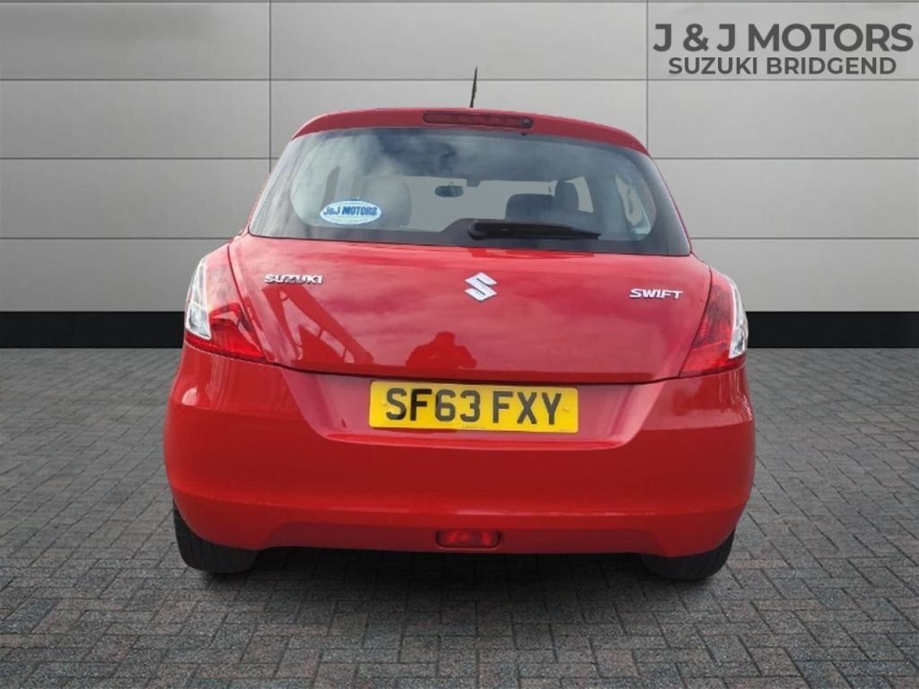 Used Suzuki Swift 2013 for sale - 76266347: Photo 6