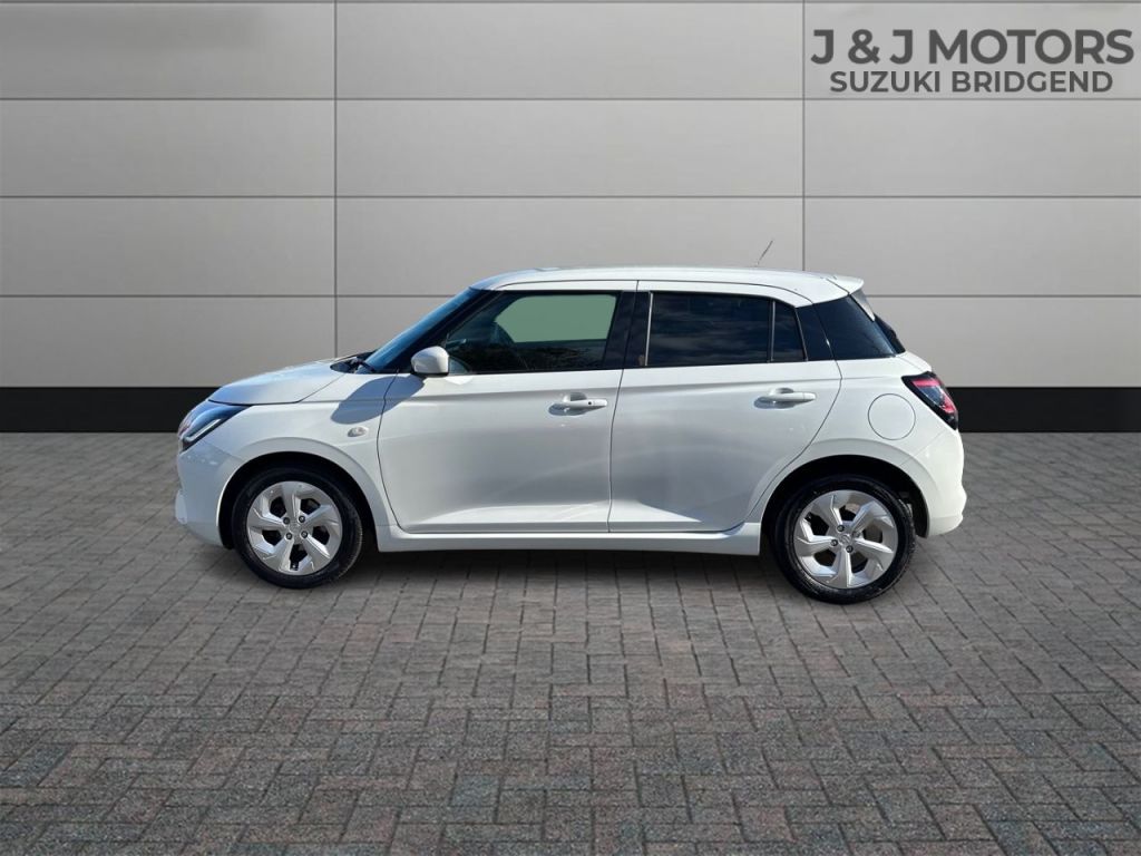 Used Suzuki Swift 2024 for sale - 76266372: Photo 4