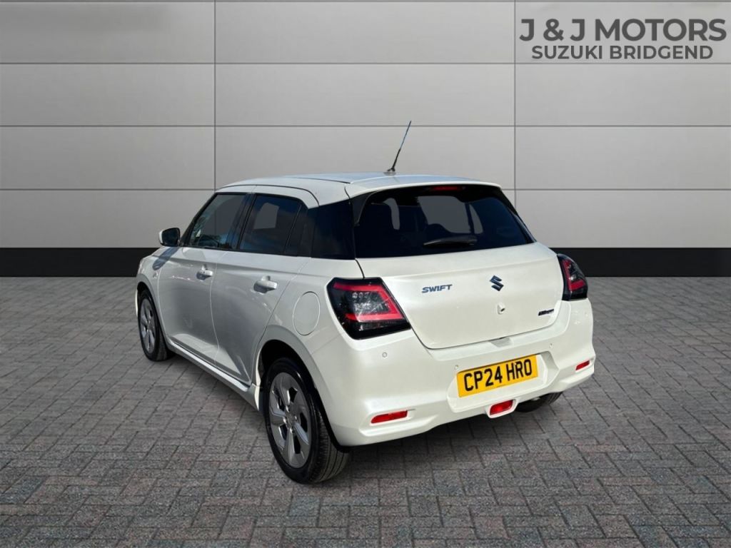 Used Suzuki Swift 2024 for sale - 76266372: Photo 5