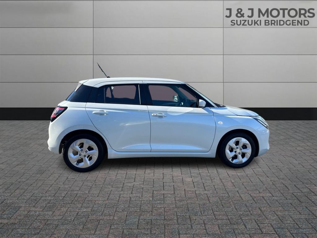 Used Suzuki Swift 2024 for sale - 76266372: Photo 8
