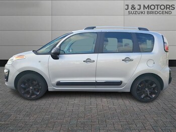 Used Citroen C3 Picasso 2017 for sale - 75973407: Photo