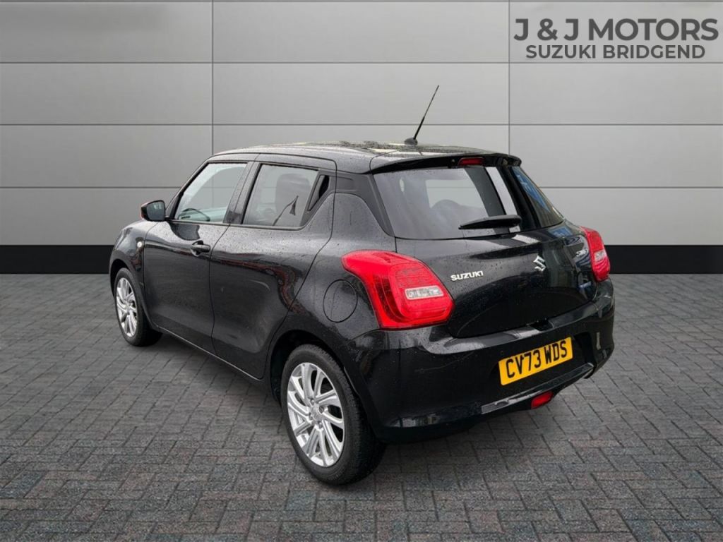 Used Suzuki Swift 2023 for sale - 77327560: Photo 5