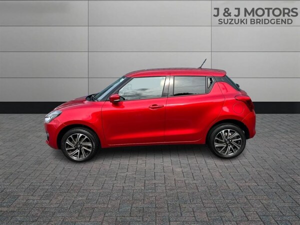 Used Suzuki Swift 2023 for sale - 74884015: Photo 4
