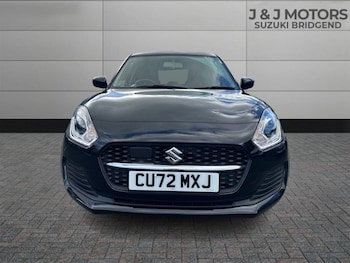 Used Suzuki Swift 2022 for sale - 76218977: Photo 2