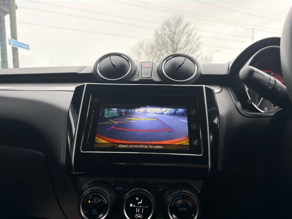 Used Suzuki Swift 2023 for sale - 77211631: Photo 10