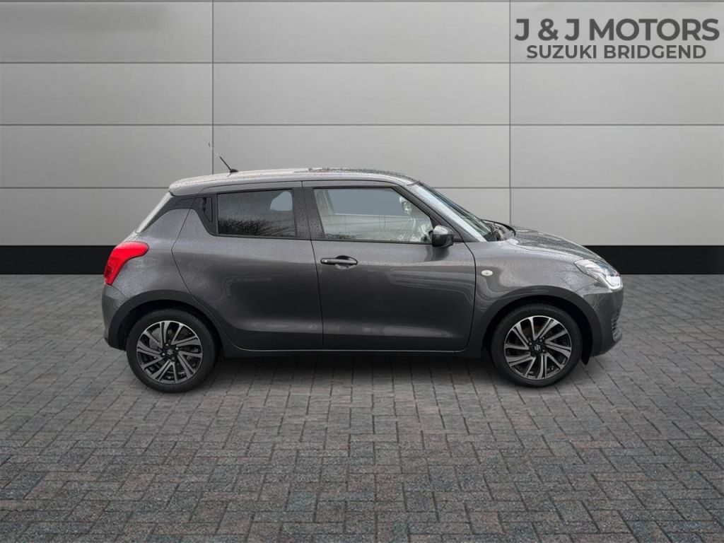 Used Suzuki Swift 2022 for sale - 76882924: Photo 8