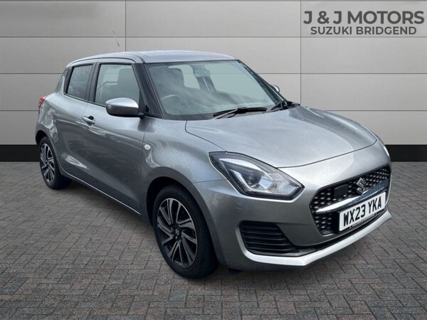 Used Suzuki Swift 2023 for sale - 75253245: Photo 1