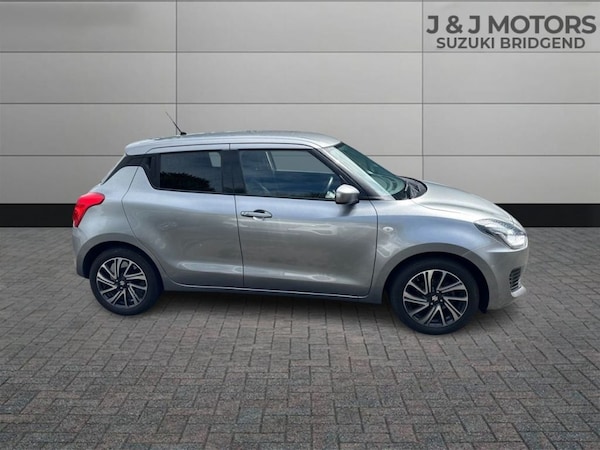 Used Suzuki Swift 2023 for sale - 75253245: Photo 8
